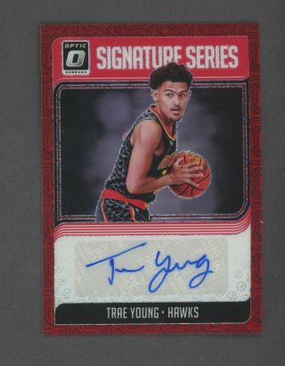 2018 - 19 Panini Optic Signature Series Red Choice Trae Young Rc Auto