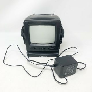 Vintage Sylvania 5 " Portable Black & White Tv W/ Am/ Fm Radio Srt068j