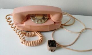 Vintage Bell Pink Princess Phone With Light And Cord 702b 6 - 65 All