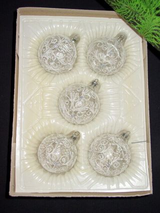 Vintage Set Of 5 Hand Painted Christmas Ornaments Clear White Romania