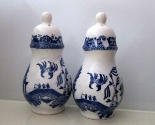 Vintage Churchill Blue Willow Salt And Pepper Shakers