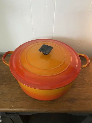 Le Creuset Cast - Iron Round Dutch Oven - (flame) - 5 1/2 - Qt - 5.  5 Qt - Retail $450 Vintag