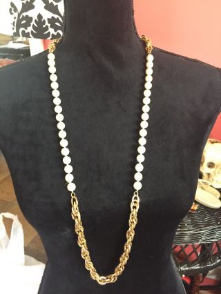 Vtg Faux Pearl And Heavy Twisted Link Goldtone Chain Necklace