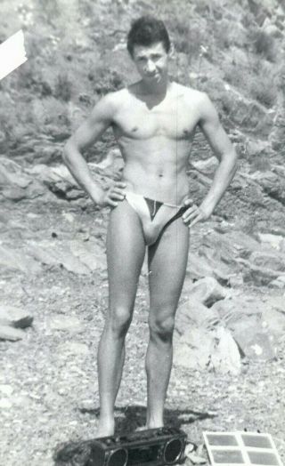 Vintage Photo Shirtless Muscle Man Bulge Speedo Trunks Buddy Snapshot Gay 11 7