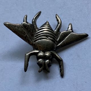 Cute Vintage.  925 Sterling Silver Bat Bee Bug Pin