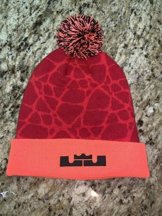 Nike Lebron James Red Pom Beanie Knit Winter Ski Hat Cap Unisex Adult