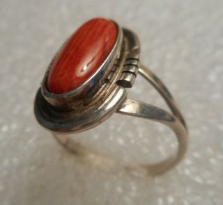 Vintage James Shay Native American Sterling Silver Coral Ring 3.  5 Grams Size 8