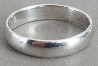 Vintage Lovely Size 6.  5 925 Sterling Silver Slightly Domed 4mm Wide Band Ring