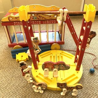 Vintage Fisher Price Wooden Circus Wagon Pull Toy Play Set With Animal Figures