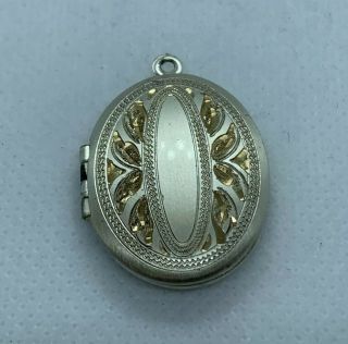 Vintage 1/20 12k Gf White Gold Silver Tone Oval Locket Pendant