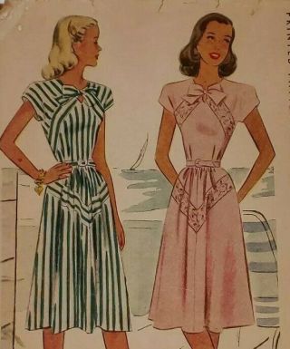 Vintage 1940s Mccall 6895 Sewing Pattern Bias Dress - Size 15,  Bust 33 Ff