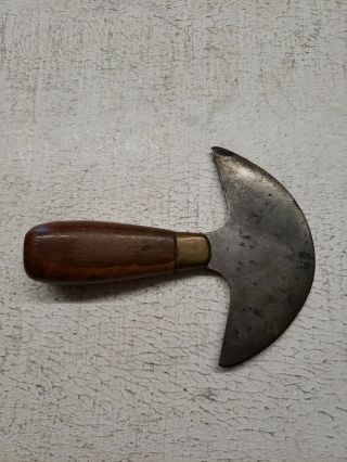 Vintage C.  S.  Osborne & Co.  Leather Cutting Knife Tool