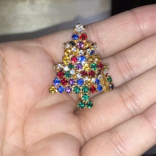 Vtg Austrian Crystal Christmas Tree Rhinestone Gold Brooch Pin