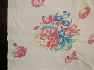 Vintage Cotton Tablecloth Floral White Pink Red Flower Poppy Roses Tulip 64 x 54 3