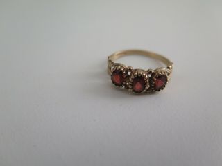 A Vintage 9ct Gold And 3 - Stone Garnet Ring - Size N -.