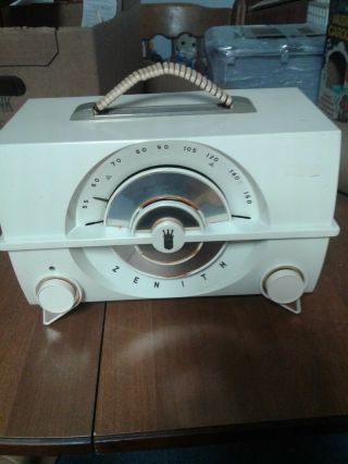 Vtg Zenith R 615 30 Watt Tube Type Am Radio White.