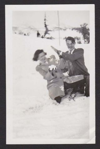 Romantic Couple Playing In The Snow Winter Fun Old/vintage Photo Snapshot - A376