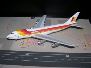 Aeroclassics Iberia 747 1980s Colors 1:400 Scale