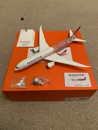 Jc Wings 1/200 Qantas 787 - 9 Emily Kngwarreye Special Yam Dreaming Colour