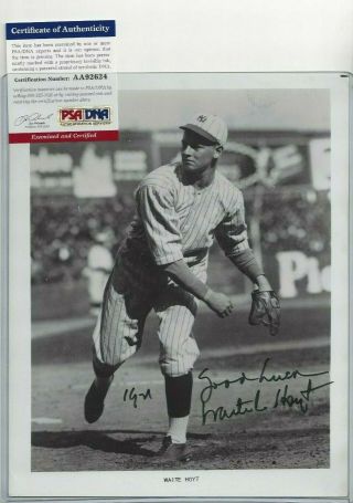 Waite Hoyt York Giants Baseball Hofer Autographed 8x10 Action Photo Psa