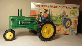 Vintage John Deere Model " B " Tractor Franklin Tin Wind - Up With Key