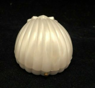 Vintage Push - Button White Clam Shell Celluloid Plastic? Presentation Ring Box -