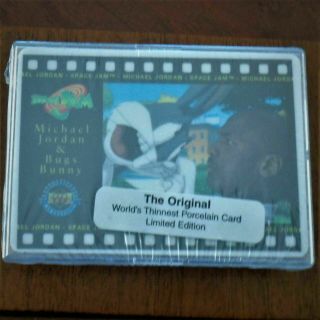 Michael Jordan & Bugs Bunny 1996 Upper Deck Space Jam Porcelain Card