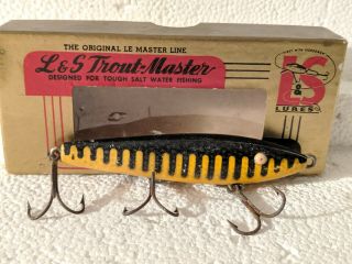 VINTAGE L&S TROUT MASTER FISHING LURE AND BOX 2