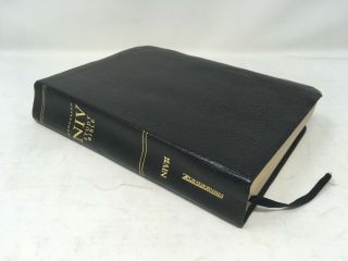 Zondervan Niv Study Bible Black Bonded Leather