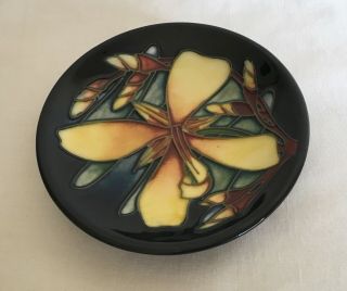 Vintage Moorcroft Pottery “panache” Flowers Pattern Round Dish 2004 Sian Leeper