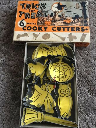 Vintage Halloween Trick Or Treat Metal Cookie Cooky Cutters Set Of 6