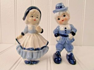 Vintage Blue White Porcelain Pilgrim Figurines Boy And Girl Thanksgiving