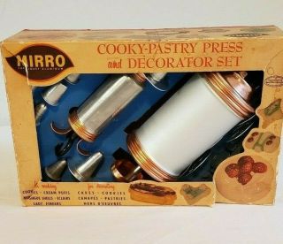 Vintage Mirro Cookie Pastry Press And Decorator Set Complete 350 - M