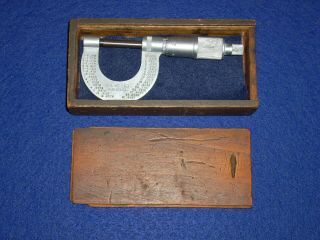 Vintage Micrometer G - L No.  850 / 0 - 1 In.  Outside Measurement Tool.