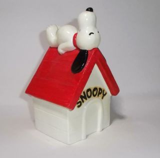 Vintage Snoopy Dog House Money Box / Piggy Bank (peanuts/charlie Brown)