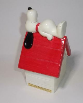 Vintage Snoopy Dog House Money Box / Piggy Bank (Peanuts/Charlie Brown) 3