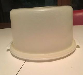 Tupperware Vintage 2 Tier Cake Carrier Taker Sheer White 683 - 2 684 - 2.