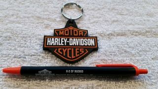 Harley - Davidson Of Madrid Spain Dealer Key Fob And Pen