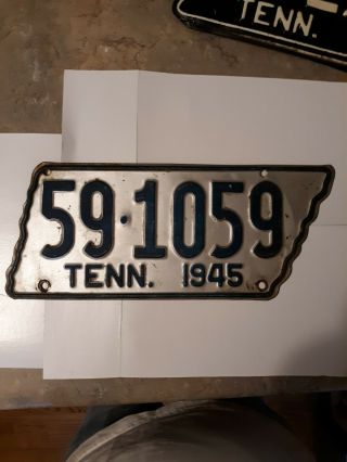 Vintage 1945 Tennessee State Shaped License Plate