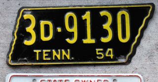 1954 Yellow On Black Tennessee State Shaped License Plate 3 Knox County