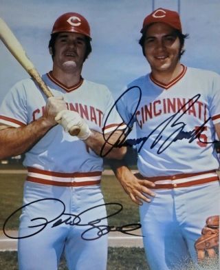 Pete Rose & Johnny Bench Hand Signed 8x10 Photo W/ Holo