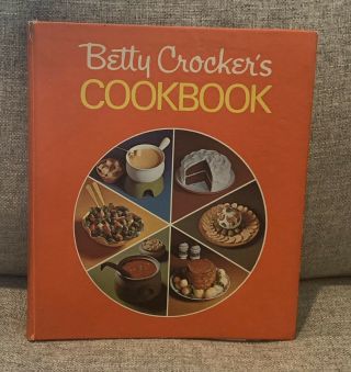 Vtg Betty Crocker Cookbook Red Pie Cover 5 Ring Binder Collectible 1969 1973 Pr