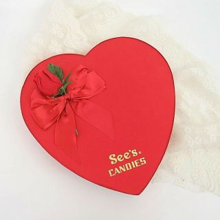 Vintage 1997 See’s Candy 2 Lb.  Fancy Satin Heart Chocolate Valentine Box W Rose