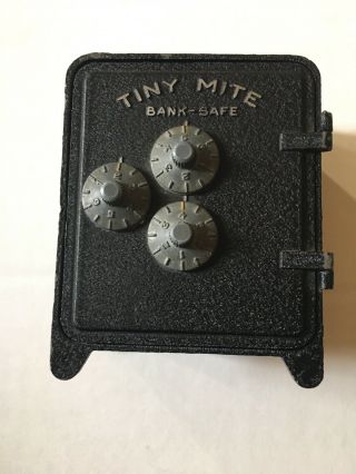 Vintage Tiny Mite Bank Safe Coin Bank Arrow Specialties Of Los Angeles Toy