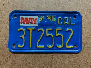 Vintage California Blue & Yellow Motorcycle License Plate 3t2552