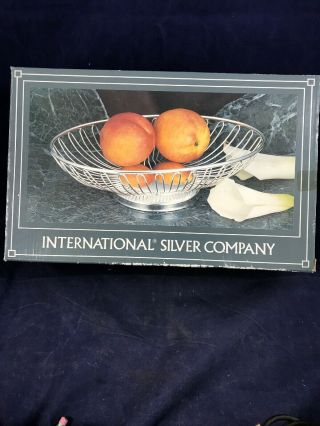 Vtg 1991 International Silver Co.  Silver Plated Oval Fruit /bread Basket