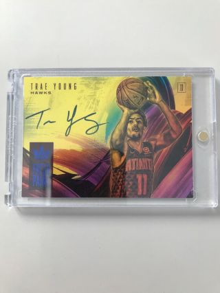 Trae Young Rc Auto 2018 - 19 Panini Court Kings Fresh Paint Autograph Sapphire /25
