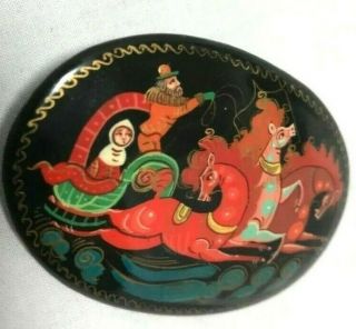 Vintage Hand Painted Russian Lacquer Brooch Troika Signed 1.  5”x2.  25”