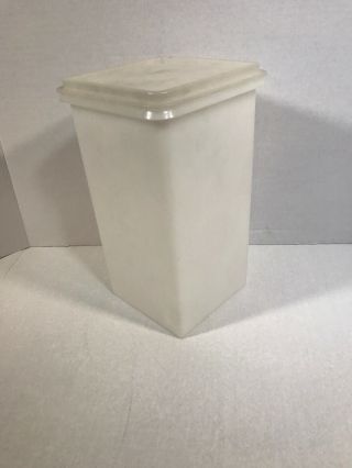 Vintage Tupperware 1314 - 6 Usa Cracker Keeper Container With Lid