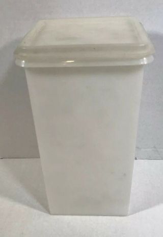 Vintage Tupperware 1314 - 6 USA Cracker Keeper Container With Lid 2